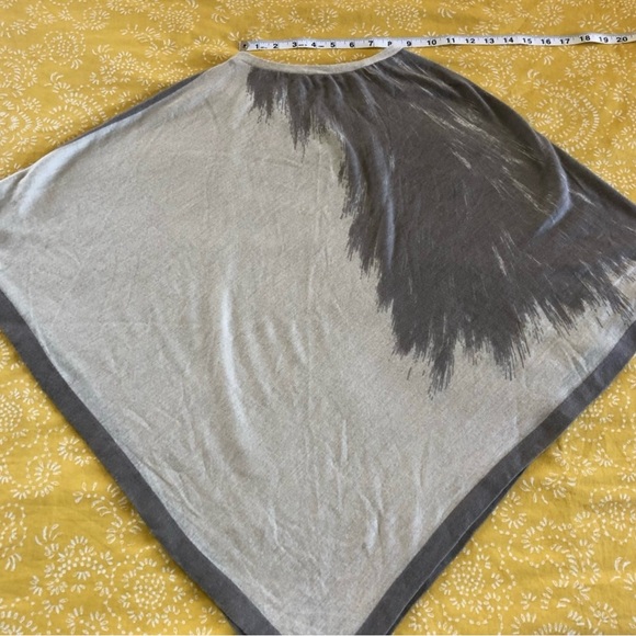 Gucci Vintage poncho in light/dark gray - Picture 5 of 8